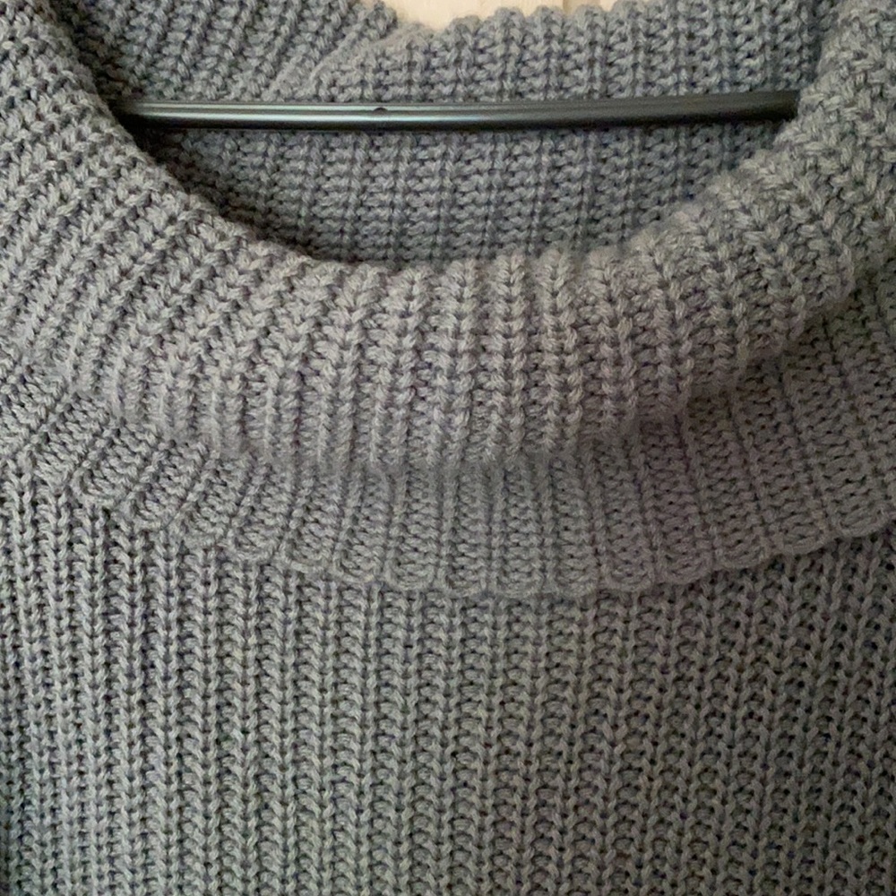 Sweater - Picture 3 of 5